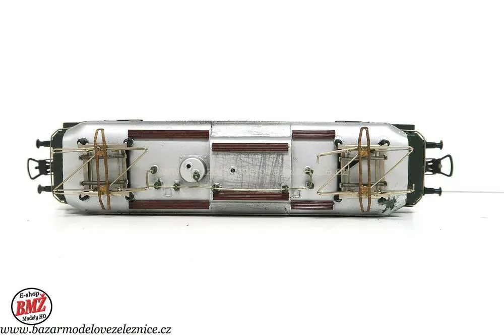 Piko DDR - DC - Elektrická lokomotiva E 44 137 DR - HO