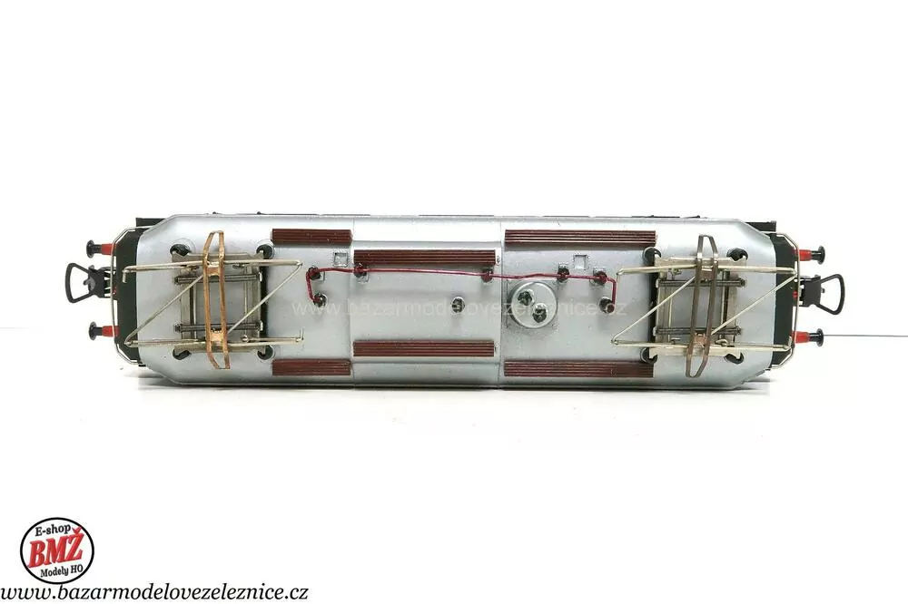 PIKO DDR - DC - Elektrická lokomotiva BR 244 068 DR -HO