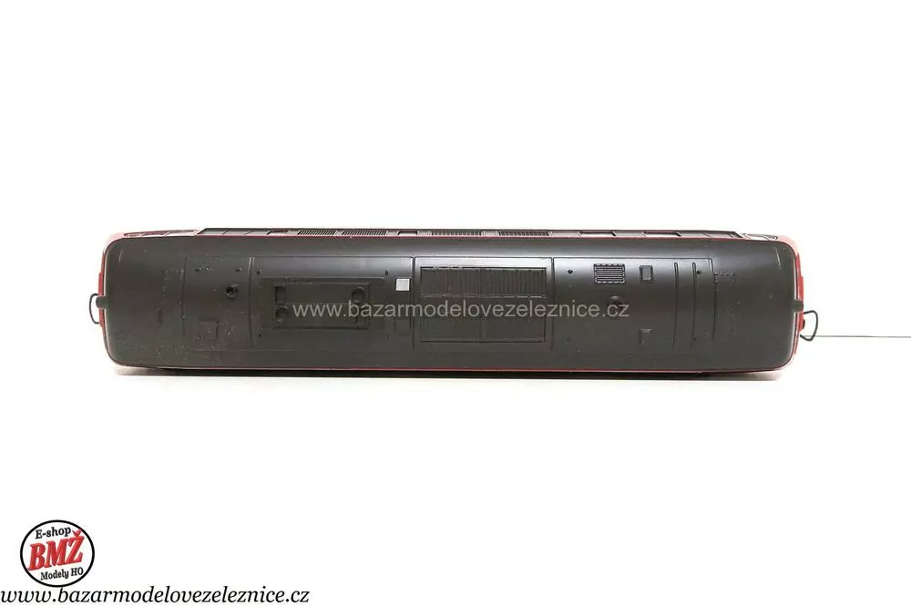 Roco - DC - Dieselová lokomotiva BR 215 061 DB - HO