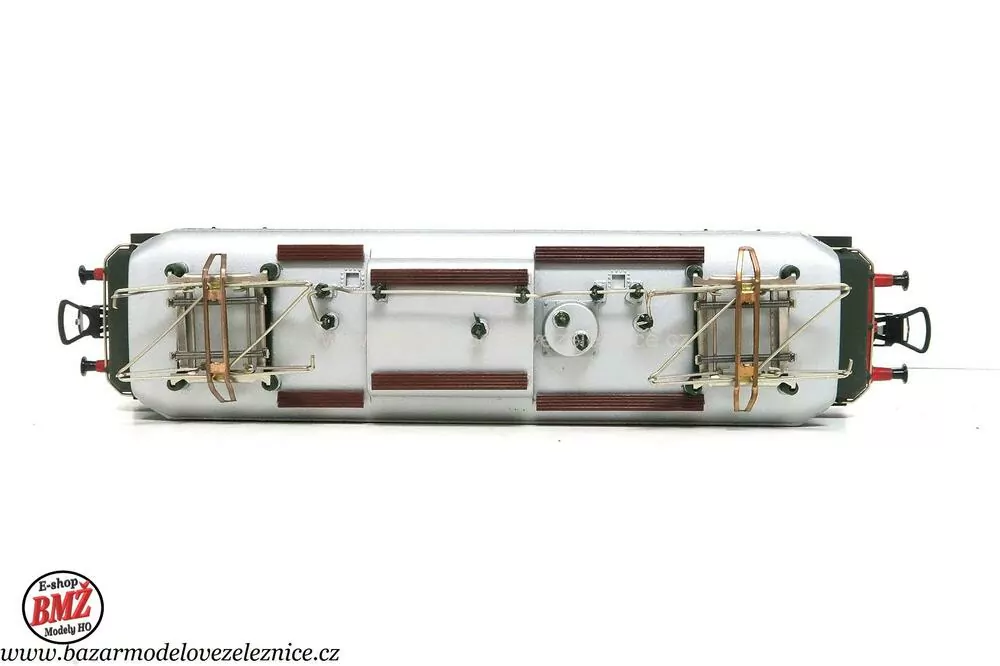 PIKO DDR - DC - Elektrická lokomotiva BR 244 068 DR -HO