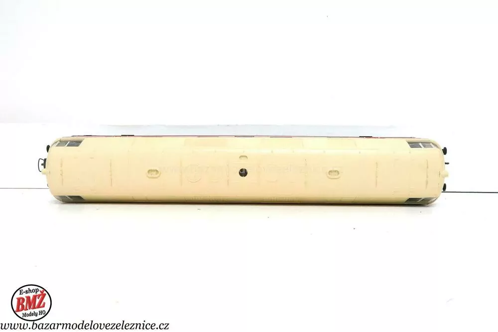 PIKO DDR - DC - Dieselová lokomotiva BR 118 142 DR - HO