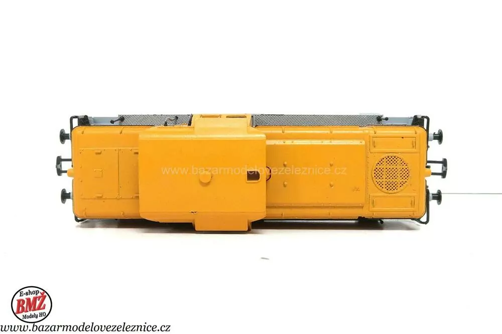 Gutzold - DC - Dieselová lokomotiva BR 106 073 DR - HO