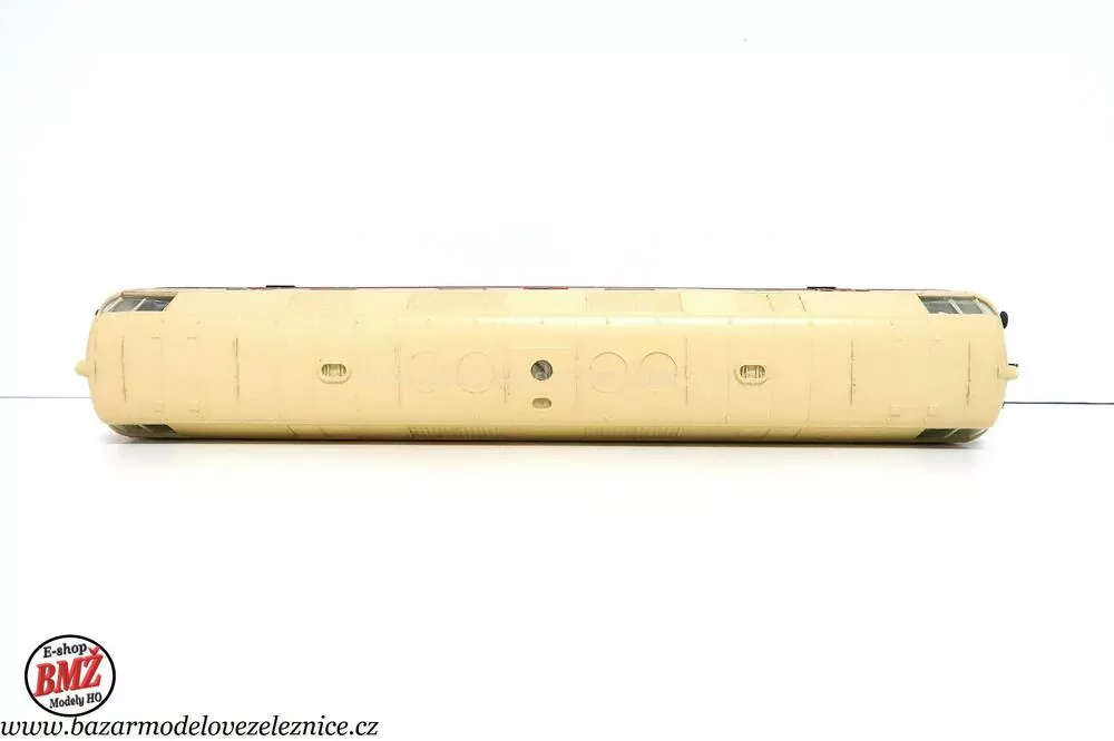 Piko DDR - DC - Dieselová lokomotiva BR 118 142 DR - HO
