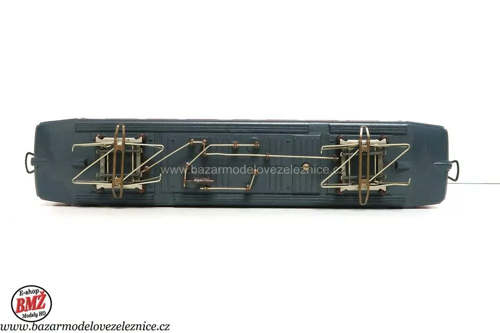 PIKO DDR - DC - Elektrická lokomotiva BR 242 239 DR -HO