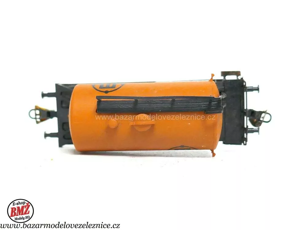 BTTB - Cisternový vůz DR EKS - TT