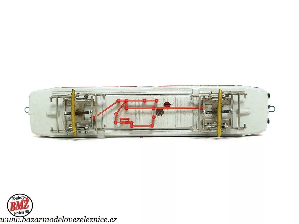 BTTB - Elektrická lokomotiva BR 211 018 DR - TT