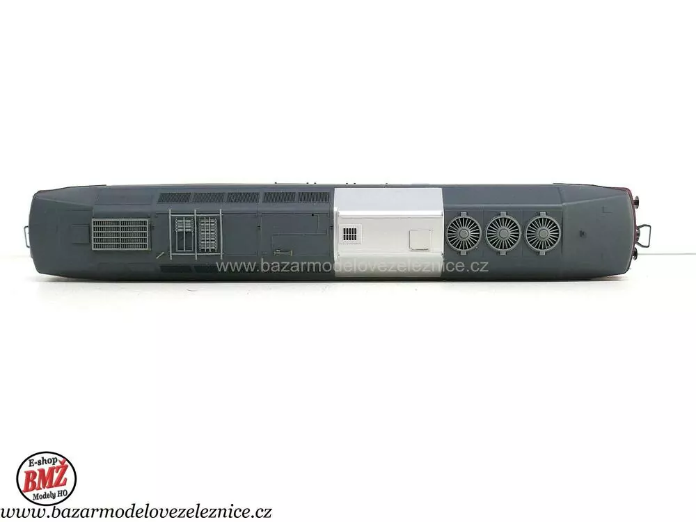 Brawa - DC - Dieselová lokomotiva BR 232 371 DR - HO