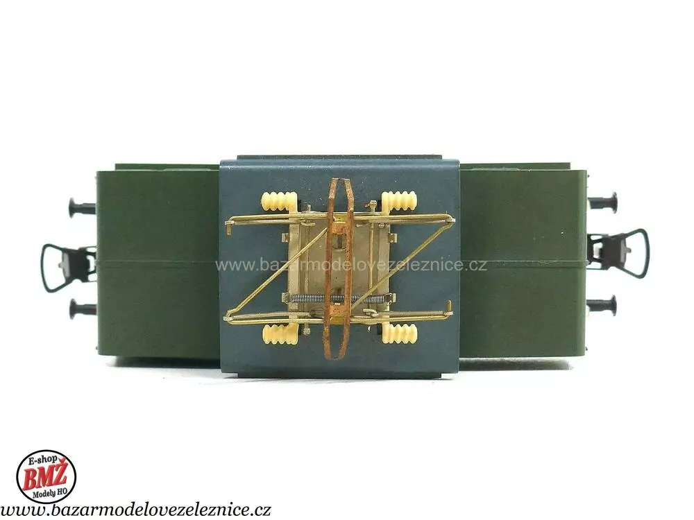Piko DDR - DC - Elektrická lokomotiva E 69 05 DR - HO