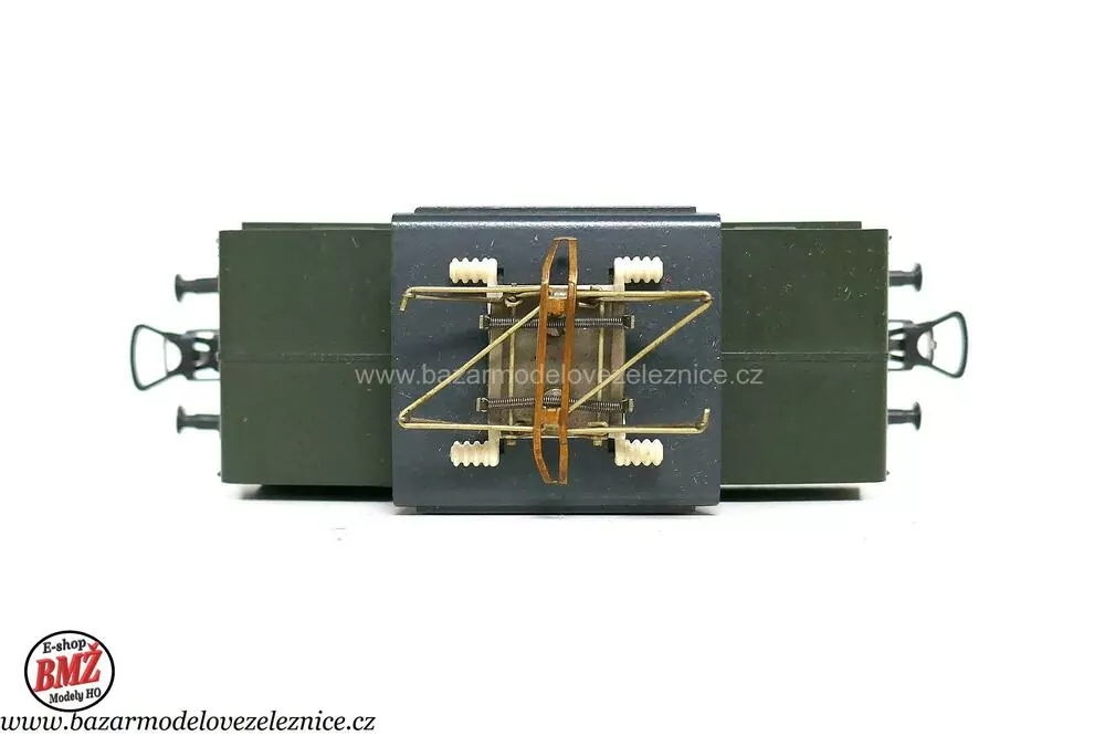 PIKO DDR - DC - Elektrická lokomotiva E 69 05 DB -HO