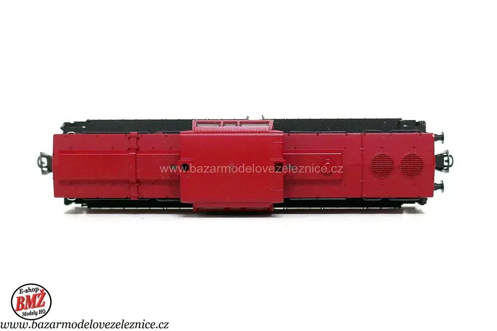 Tillig - DSS - Dieselová lokomotiva V 100 135 DR - TT