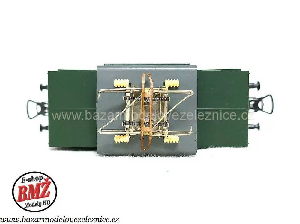 PIKO DDR - DC - Elektrická lokomotiva E 69 05 DR -HO