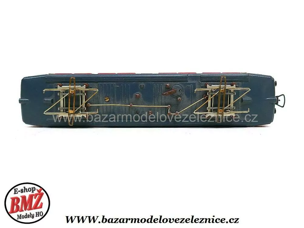 Piko DDR - Elektrická lokomotiva E 211 035 DR - HO