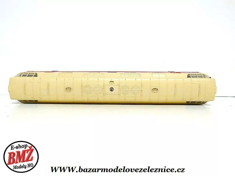 Piko DDR - DC - Dieselová lokomotiva BR 118 059 DR - HO