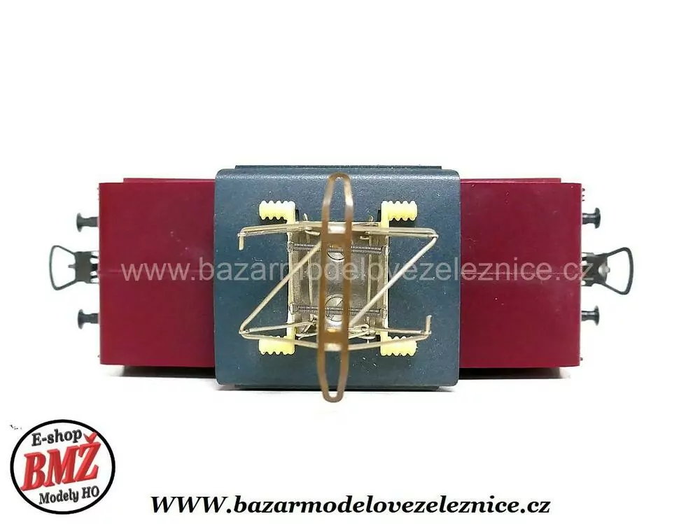 PIKO DDR - DC - Elektrická lokomotiva E 69 05 DB -HO