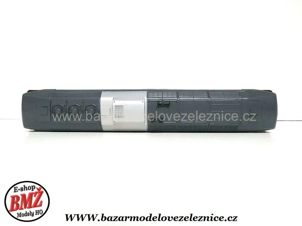 Piko DDR - DC - Dieselová lokomotiva BR 130 005 DR - HO