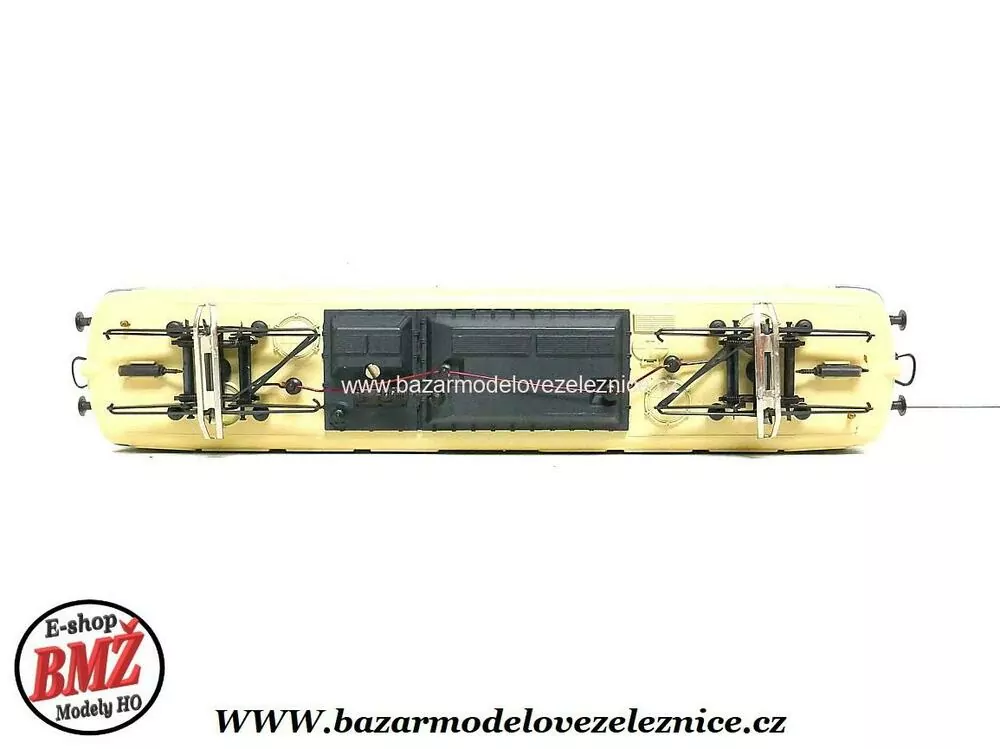 Roco - DC - Elektrická lokomotiva BR 140 323 DB - HO