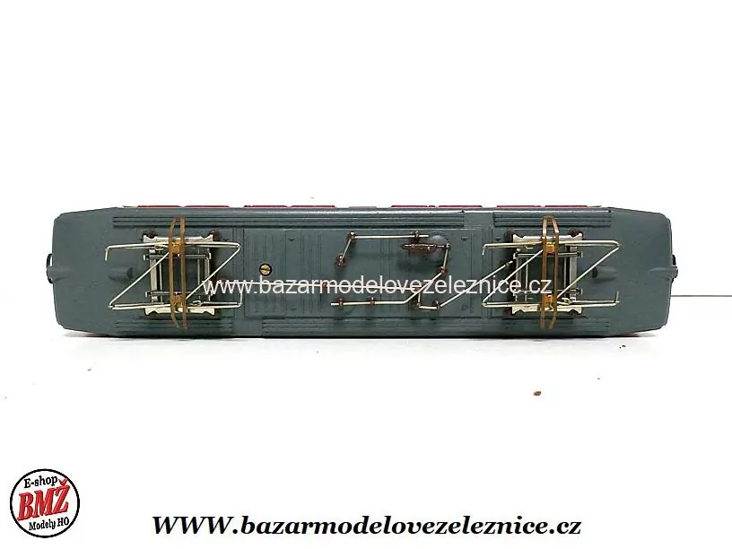 Piko DDR - Elektrická lokomotiva E 211 035 DR - HO