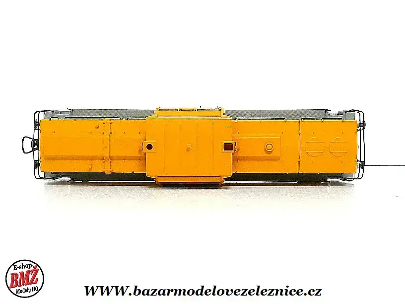 Roco - DSS - Dieselová lokomotiva BR 111 027 DR - HO