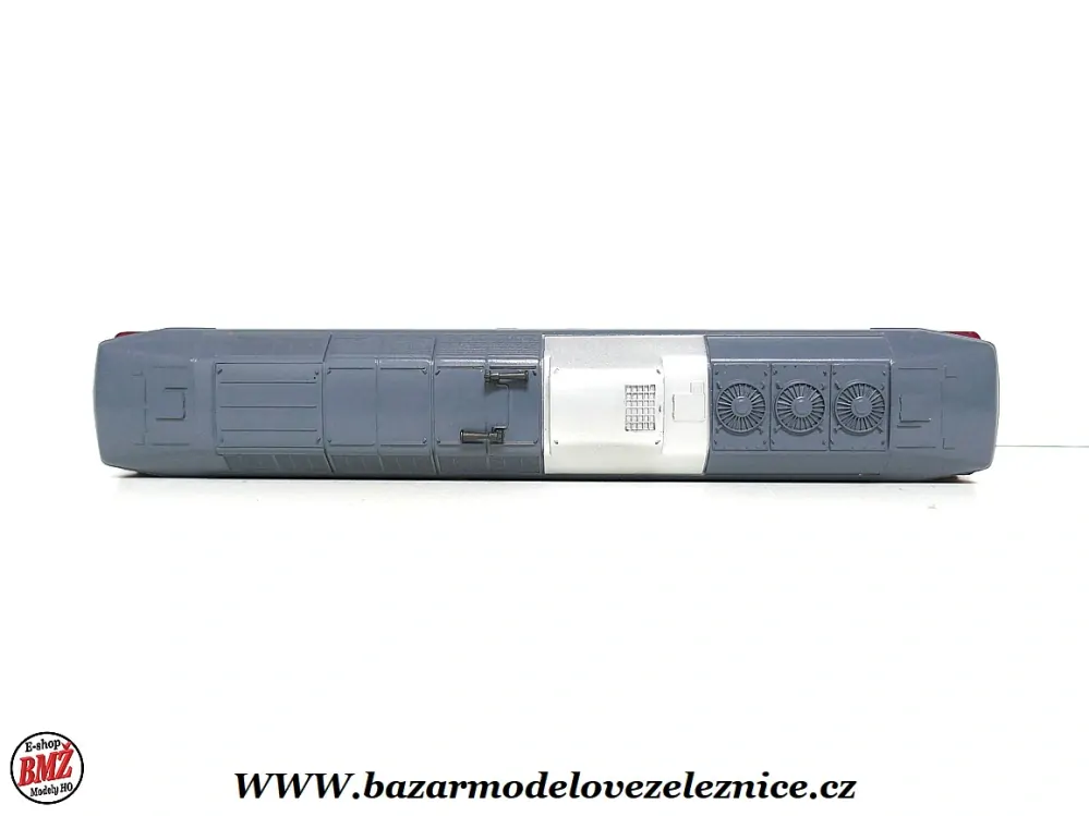 Piko DDR - DC - Dieselová lokomotiva BR 130 005 DR - HO