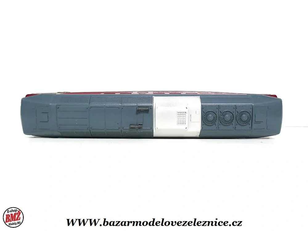 Piko DDR - DC - Dieselová lokomotiva BR 130 005 DR - HO