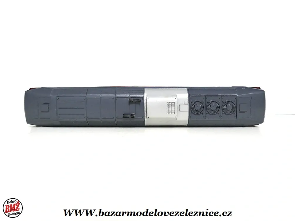 Piko DDR - DC - Dieselová lokomotiva BR 130 005 DR - HO