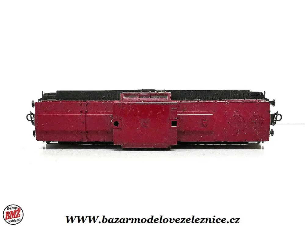 BTTB - Dieselová lokomotiva BR 110 104 DR - TT