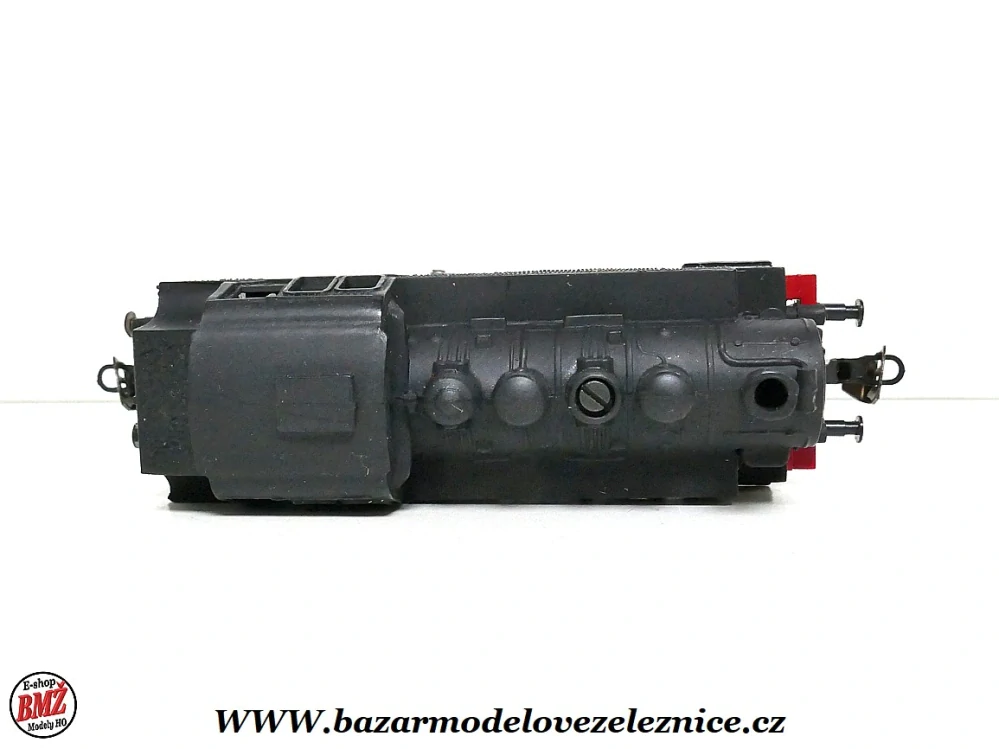 Zeuke - DC - Parní lokomotiva BR 81 001 DR - TT