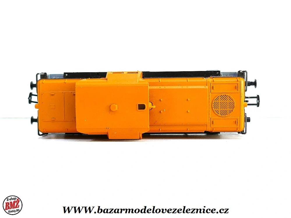 Piko DDR - DC - Dieselová lokomotiva BR 106 256 DR - HO