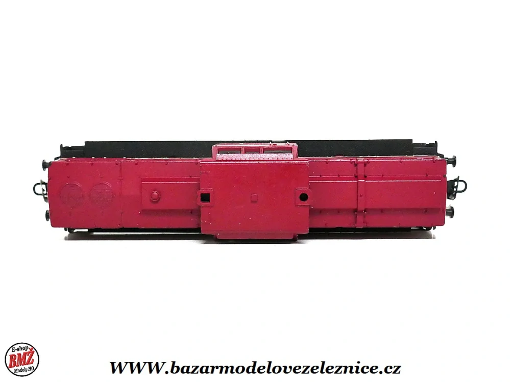 BTTB - Dieselová lokomotiva BR 110 104 DR - TT