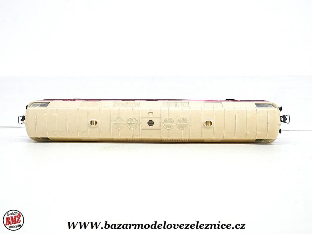 Piko DDR - DC - Dieselová lokomotiva V 180 181 DR - HO