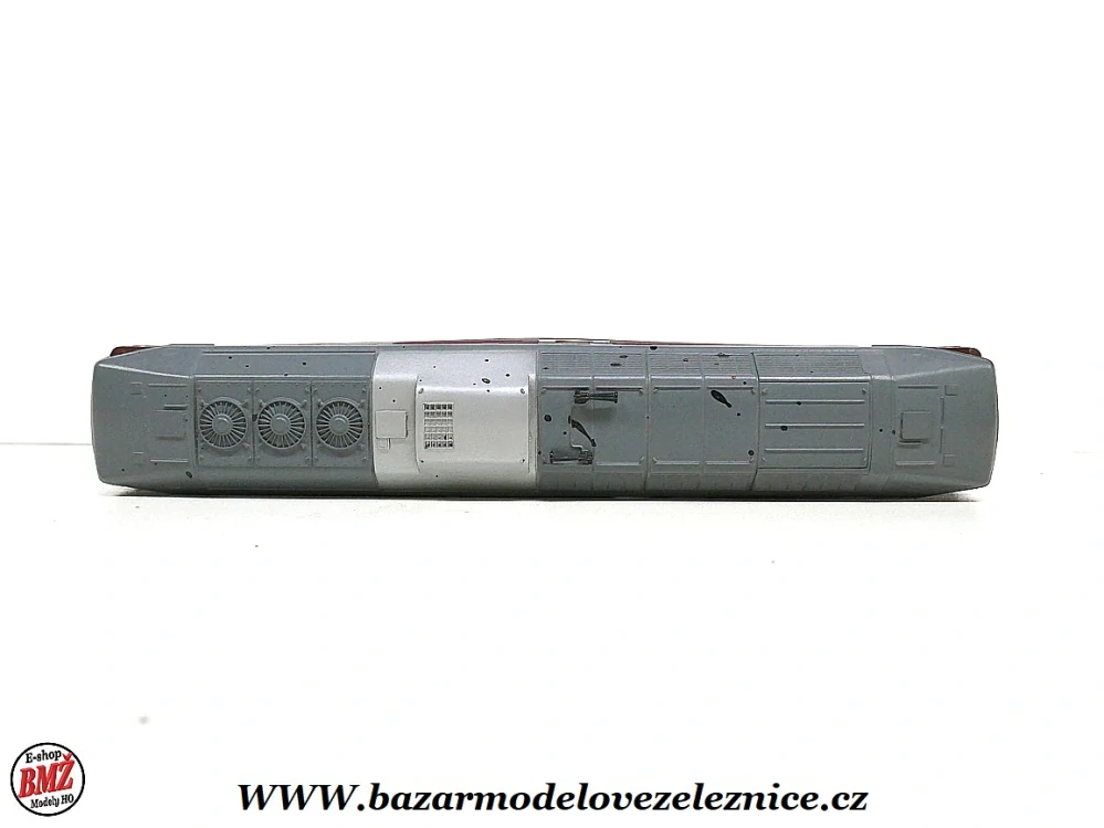 Piko DDR - DC - Dieselová lokomotiva BR 130 005 DR - HO