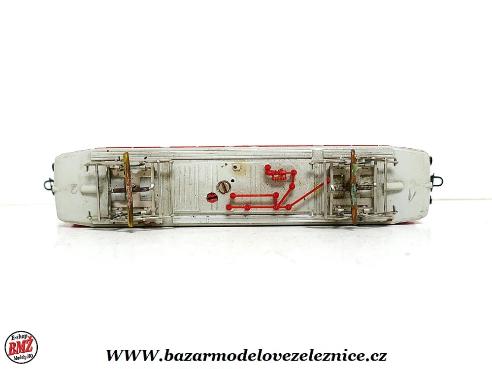 BTTB - Elektrická lokomotiva BR 211 018 DR - TT