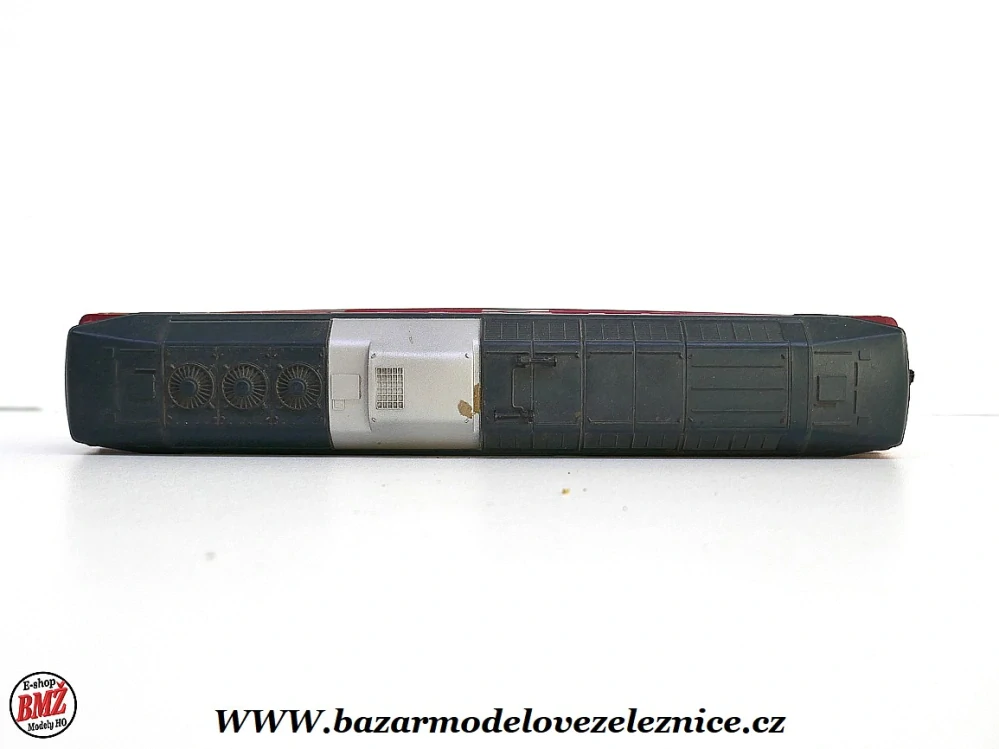 Piko DDR - DC - Dieselová lokomotiva BR 130 005 DR - HO