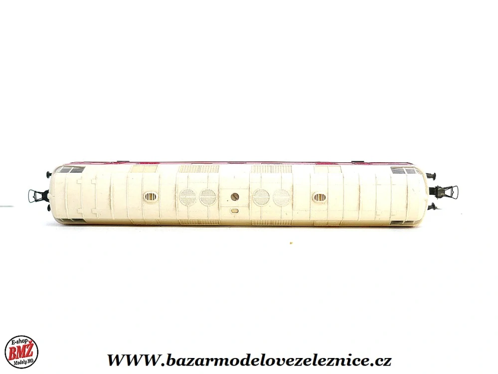 PIKO DDR - DC  - Dieselová lokomotiva BR 118 181  DR - HO