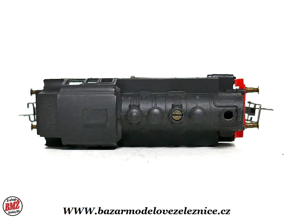 Zeuke - DC - Parní lokomotiva BR 81 001 DR - TT