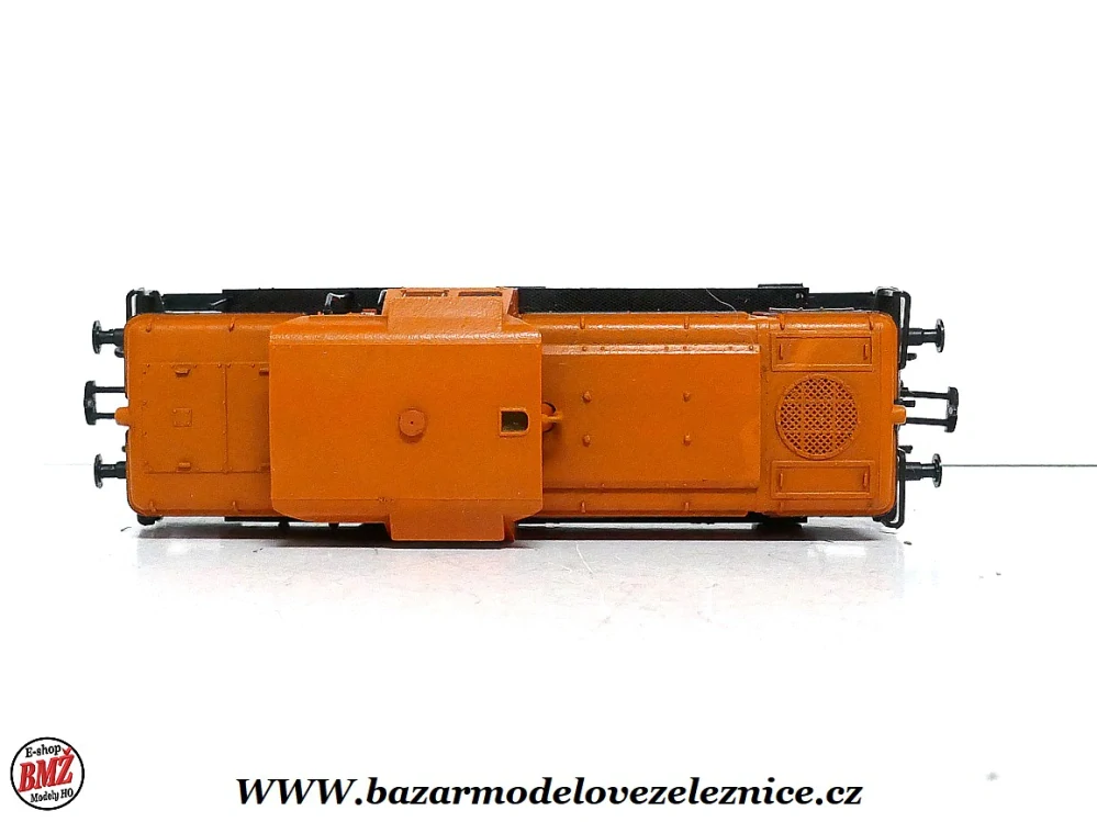 Piko DDR - DC - Dieselová lokomotiva BR 106 256 DR - HO