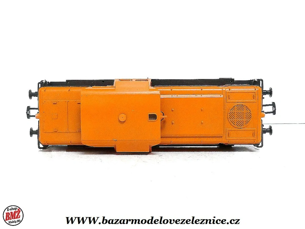 Piko DDR - DC - Dieselová lokomotiva BR 106 256 DR - HO