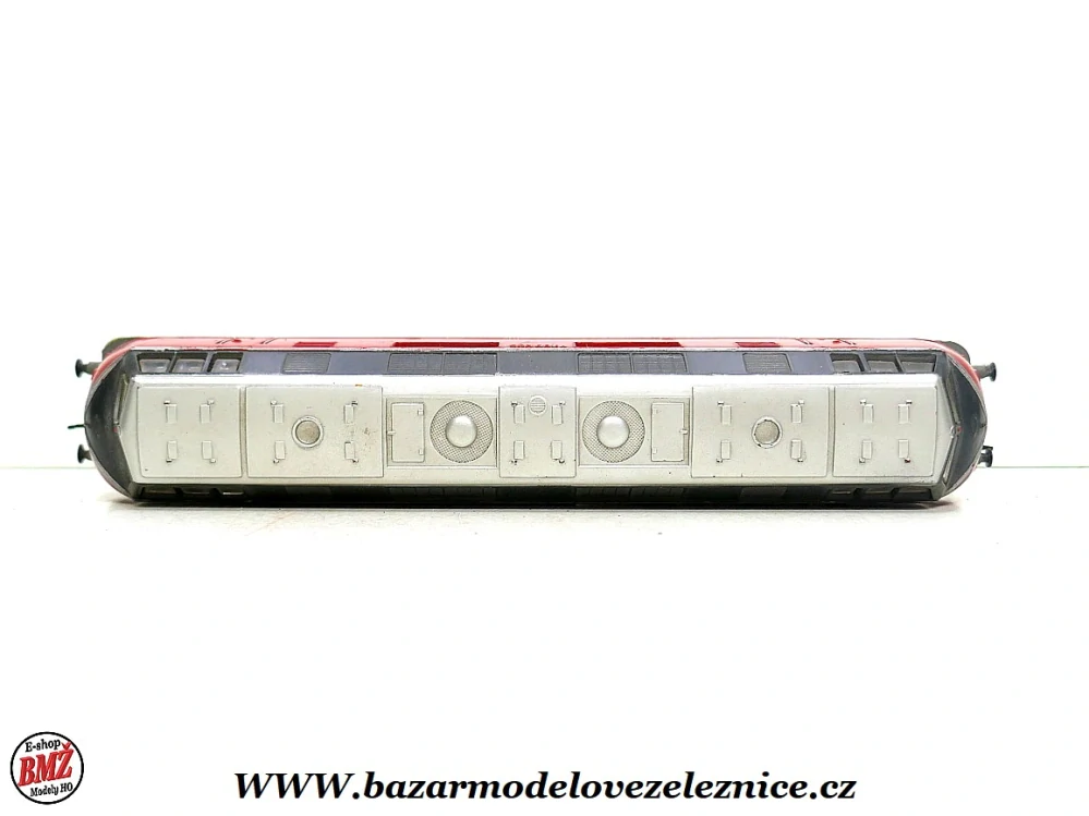 Oprava/ND - Piko DDR - Dieselová lokomotiva 6717 - HO
