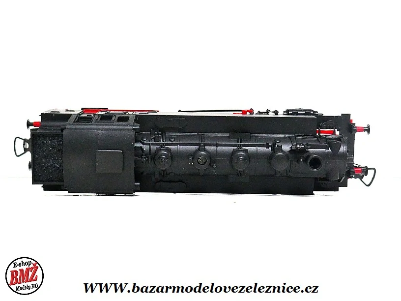 Gutzold -DC - Parní lokomotiva BR 86 1800 DR - HO