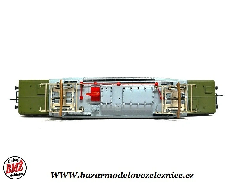 BTTB - Elektrická lokomotiva E 94 065 DR - TT
