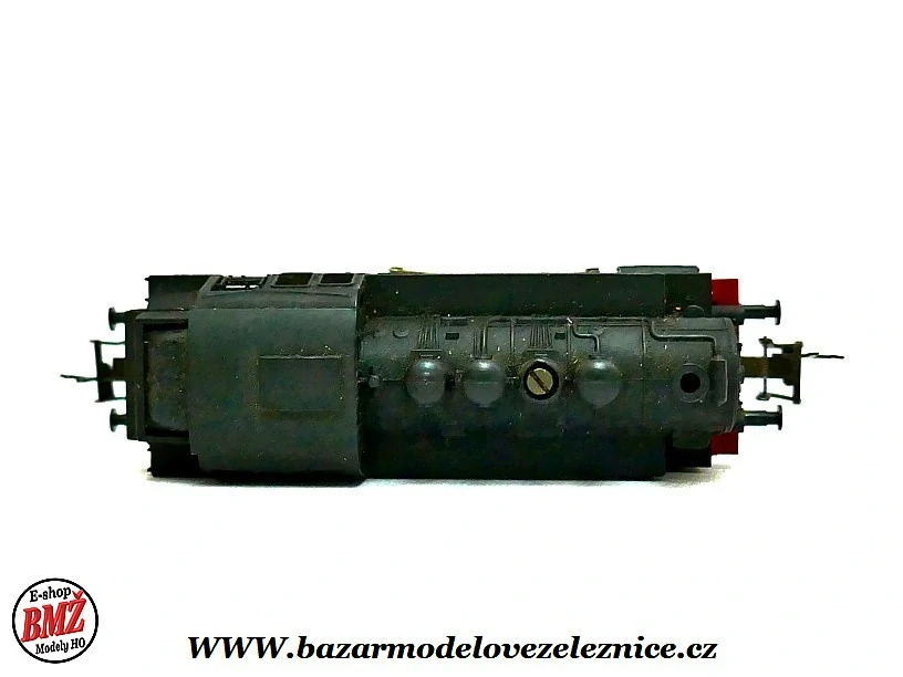 Zeuke - DC - Parní lokomotiva BR 81 001 DR - TT