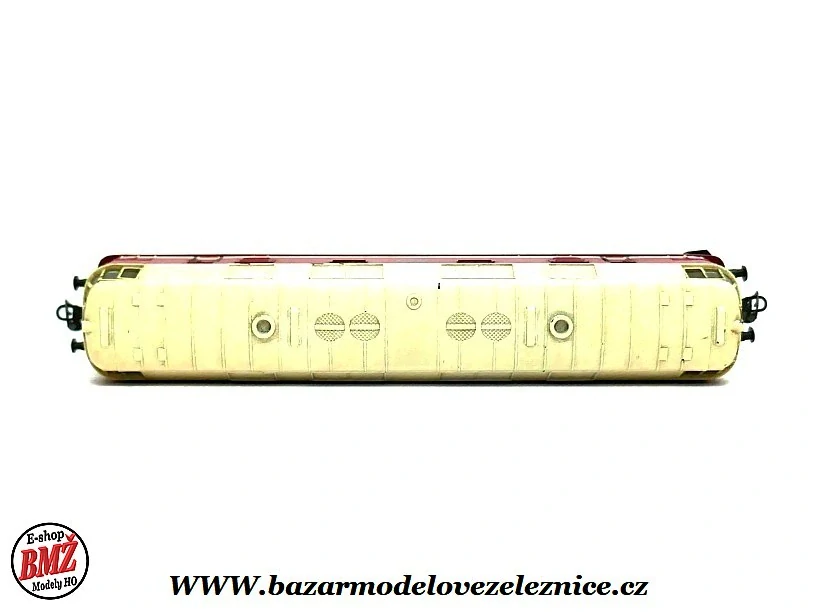 BTTB - Dieselová lokomotiva BR 118 114 DR - TT