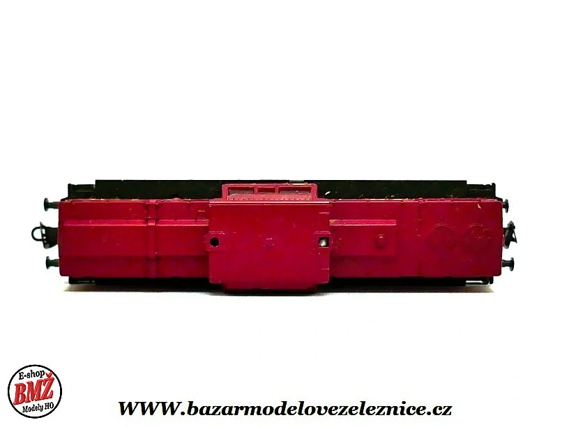 BTTB - Dieselová lokomotiva BR 110 104 DR - TT