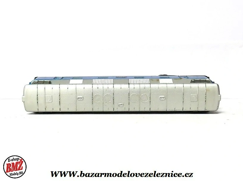 Piko DDR - DC - Dieselová lokomotiva BR 118DR - N