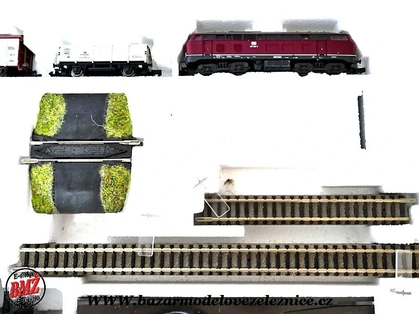 Fleischmann - DCC - Set s Dieselovou lokomotivou BR 218 DB + 3 vozy N