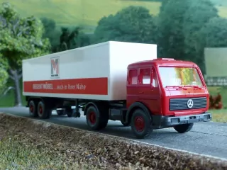 Wiking - Mercedes kamion -   HO
