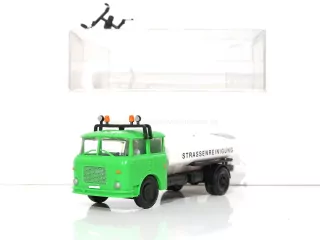 Hruska - ŠKODA cisterna kropička - HO