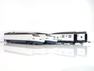 Mehano - DC - Elektrická souprava AVE Renfe 4 dílná - HO