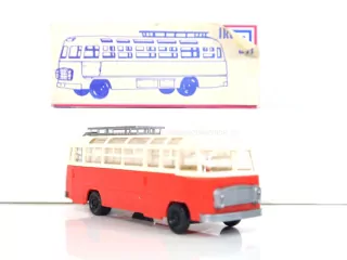 WEB - Ikarus 311  - HO