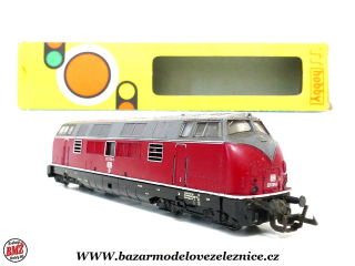 BTTB - Dieselová lokomotiva BR 221 139 DB - TT